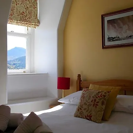 Bed & Breakfast Swiss Court