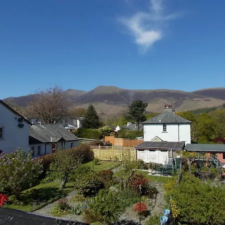 Swiss Court Bed & Breakfast 4*
